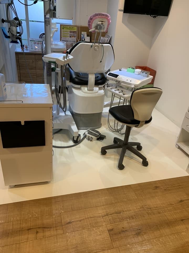 道札幌市歯科医院 床清掃